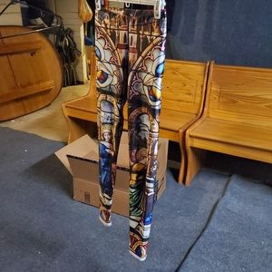 Cathedral leggings